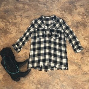 Nwot tunic/dress plaid 3/4 button up